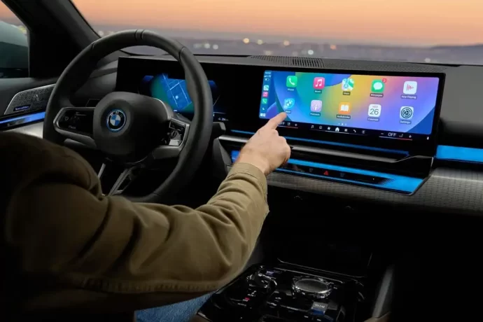 آپدیت اپل کارپلی BMW | فعال‌سازی Apple CarPlay FullScreen در ایران!